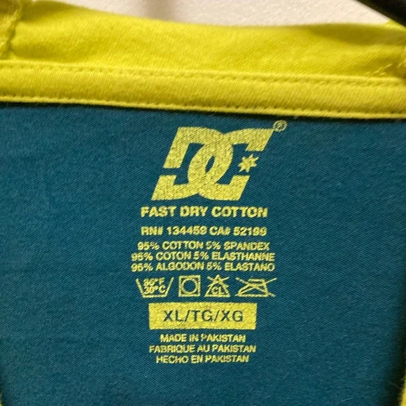 DC Sweater - Picture 6 of 6